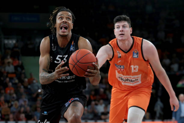 争清晰且残 争清晰且残